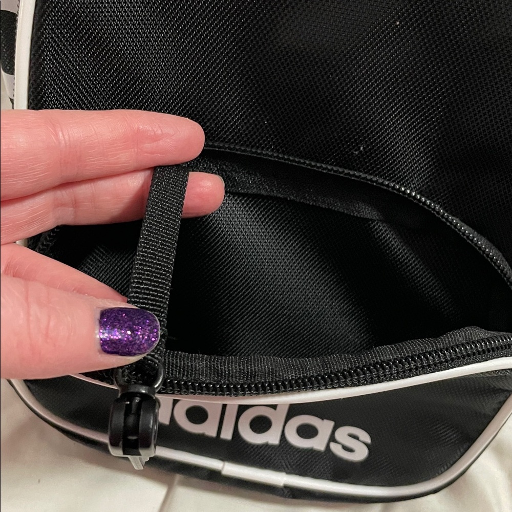 RESERVED 🚨Adidas ORIGINALS SANTIAGO MINI BACKPACK small black white pocket - Picture 9 of 16